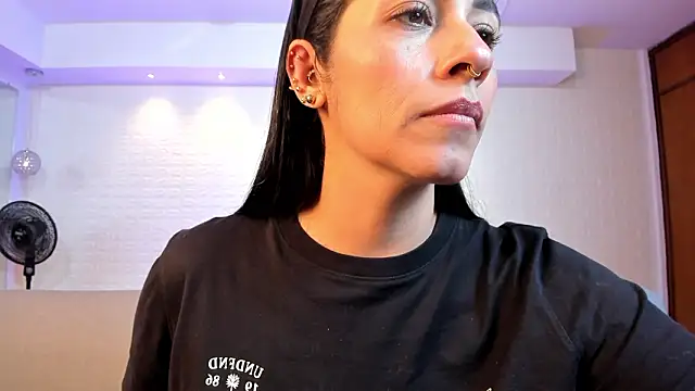 Živý XXX chat violet_scott