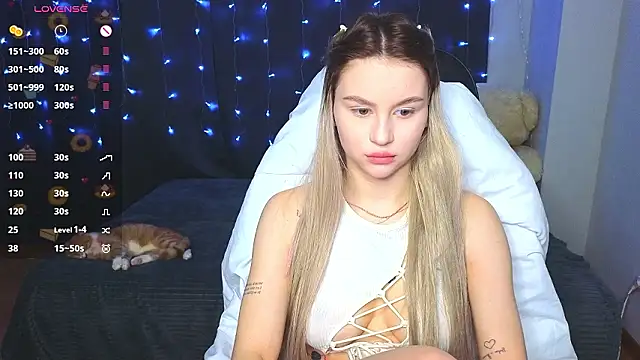 Онлайн чат XXX doll_barbieee