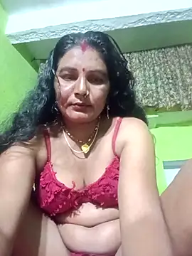 Živý XXX chat YOURFIVAA