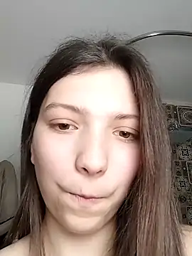 Chat +18 de LunaTori456 ao vivo