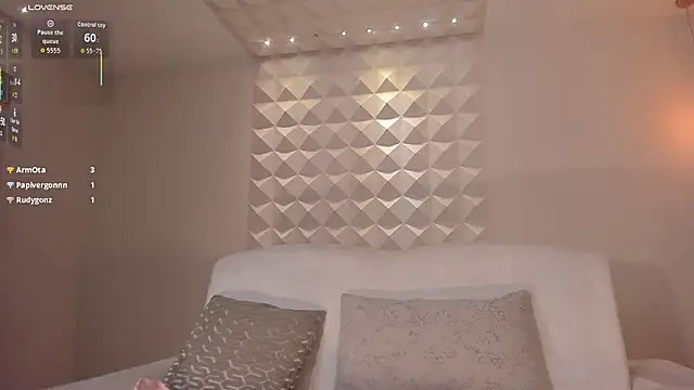 MilaVelvet_ Webcam-Show