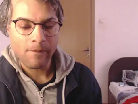 wildpussycat23: онлайн-секс-чат