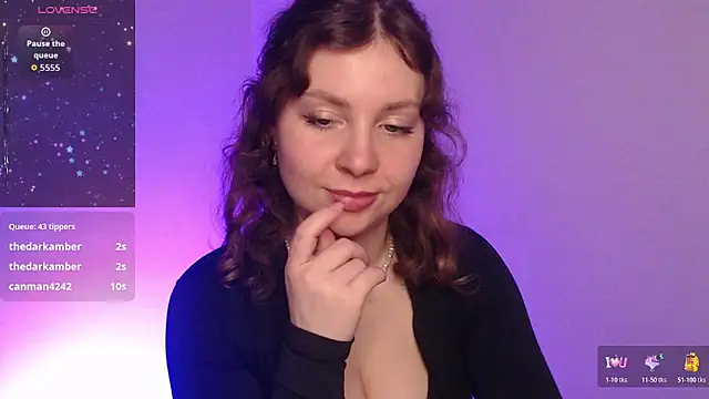 Leah_Reed élő XXX-chatje