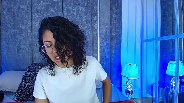 Amareto_: онлайн-секс-чат