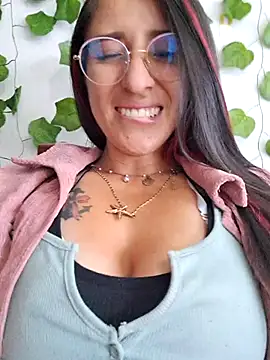 VALERY-03_: онлайн-секс-чат