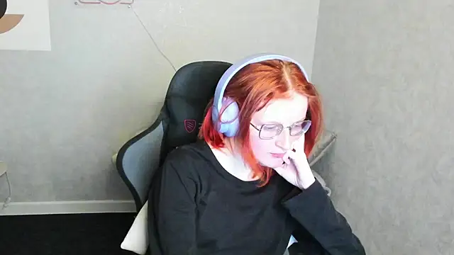 ElizabethHarpper's Live XXX Chat