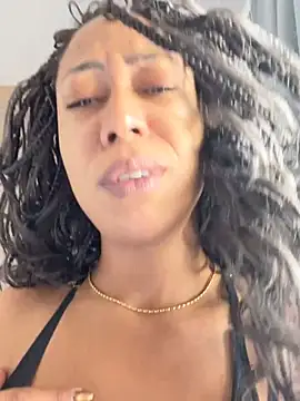 dianagolley420's Live XXX Chat