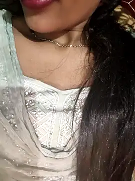 Eshwari_ChopraのライブXXXチャット