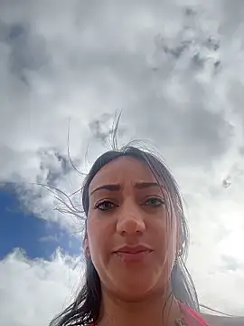 Ninabigtitied's Live XXX Chat