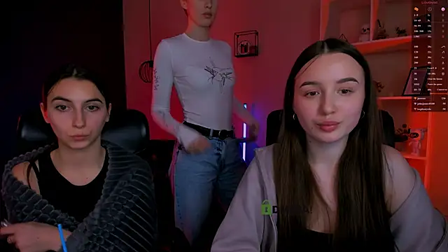 leslie_bird Chat XXX in diretta