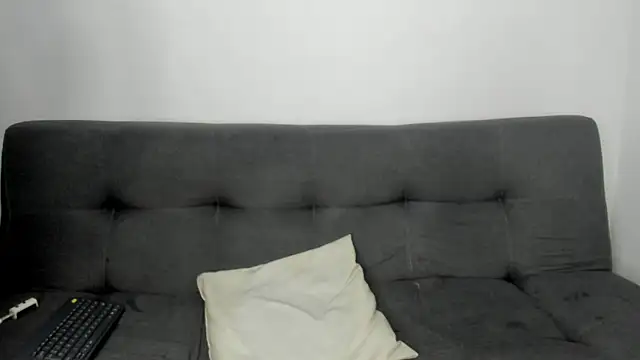 Show modela Jave_rave na web-kameri