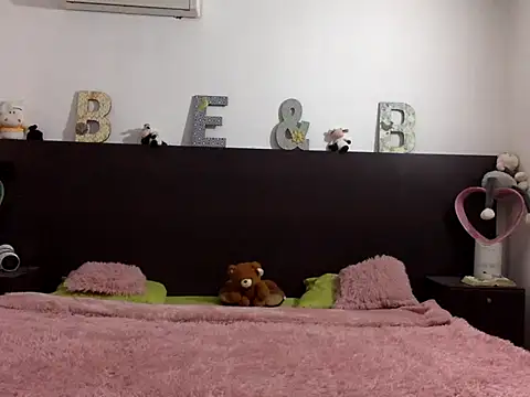 Flabia_Roses Chat XXX in diretta