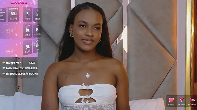 Sally-Noa's Live XXX Chat