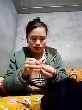 l_kiss Adlı Modelin Canlı XXX Sohbeti