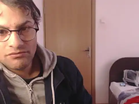 Show modela wildpussycat23 na web-kameri