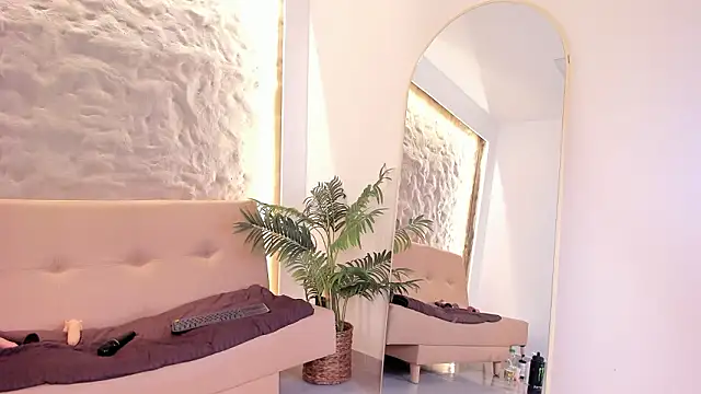 ainaah_ 现场XXX聊天