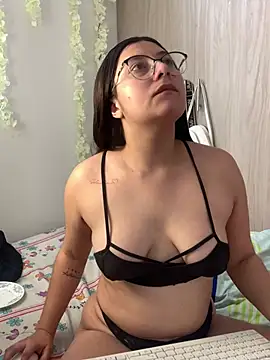 Velma_star Chat XXX live