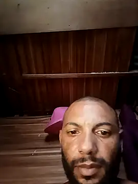 Chatroom XXX en direct de Camodick