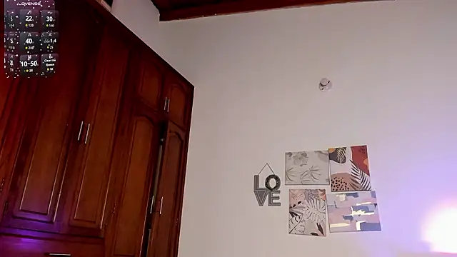 pocahotass_11 Chat XXX live