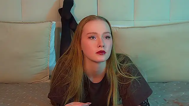 AgataFoxley webcam show