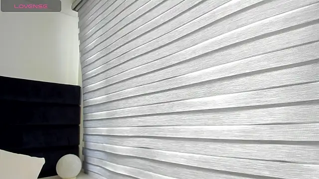 Chatroom XXX en direct de melanie_roux__