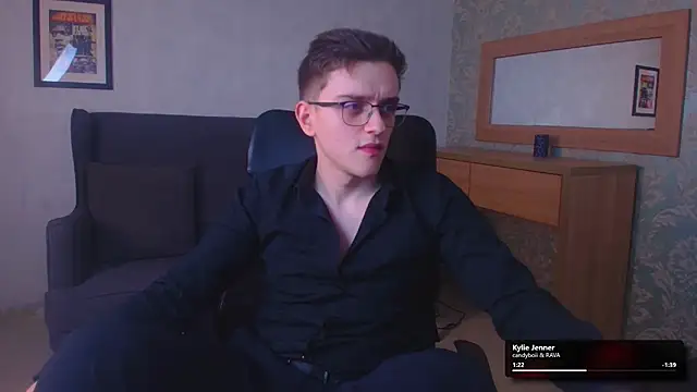 Živý XXX chat FelixStarkk