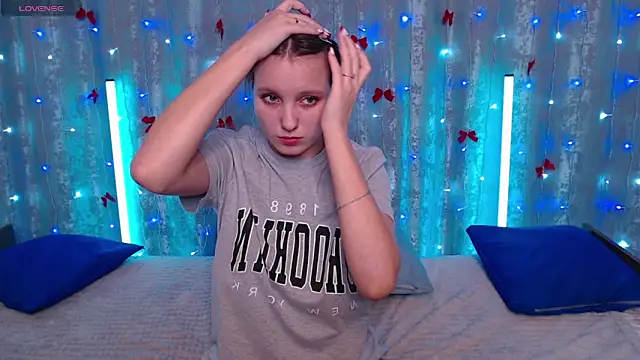 Leonaalove Chat XXX in diretta