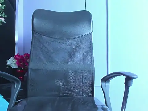 Chatroom XXX en direct de nicolfontana_