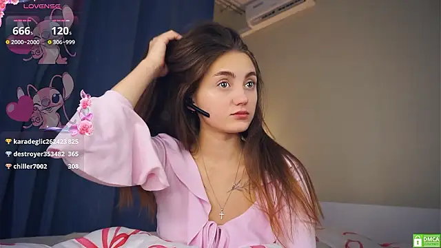 LoraDavi Adlı Modelin Canlı XXX Sohbeti