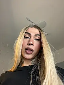 miss_tatiana_ 现场XXX聊天