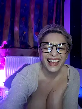 BellaBellaHot – Live XXX-chat