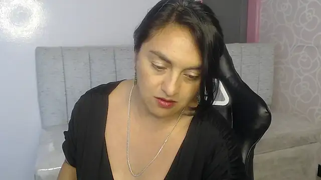 tamara_ch1's Webcam Show