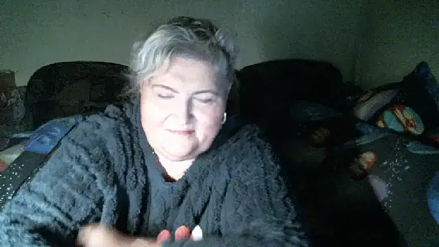 Lana555: онлайн-секс-чат