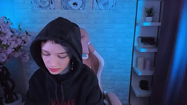 XXX chat uživo modela YourDarlingVivian