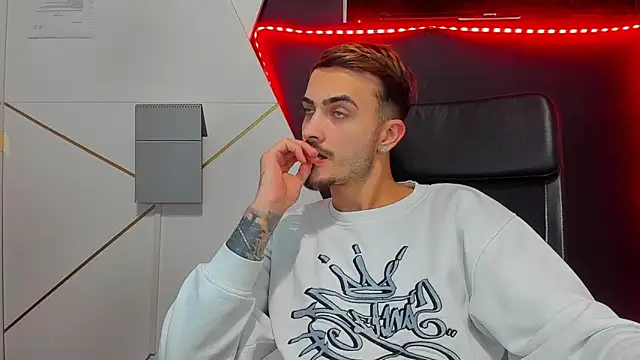 BrandonTate Live XXX-Chat