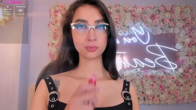 ValeriaVelvet Chat XXX in diretta