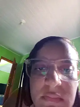 AliceRuivinha2 élő XXX-chatje