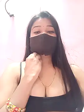 Simran-001 Show in webcam