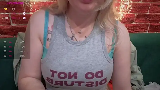 CitrusBlissss Chat XXX in diretta