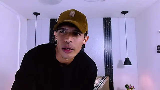 Franvill_Trato Live XXX-Chat