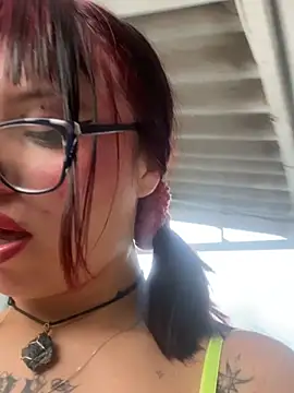 Kitty_Melodi Chat XXX live