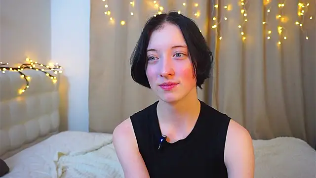 XXX chat uživo modela JuanaFriesz