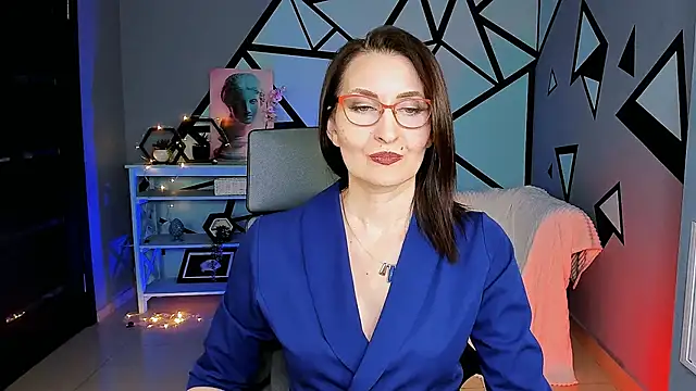 UnaTerra's Live XXX Chat