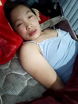 Chatroom XXX en direct de Evelyn-n