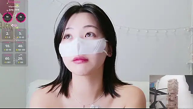 Chatroom XXX en direct de queen__apple