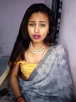 Pokazy przed kamerką – Khatta_Meeth