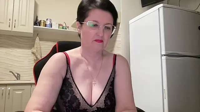 Czat XXX na żywo – _HotMilfPussy_