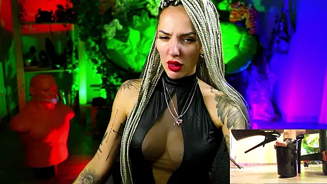 XXX chat uživo modela MonicaMaxwel