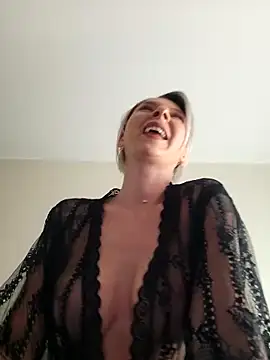 Chat XXX ao vivo de Raluca_Fr