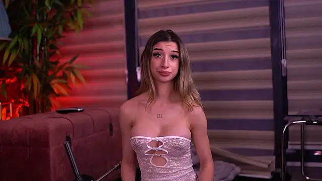 OdetteMason Chat XXX live